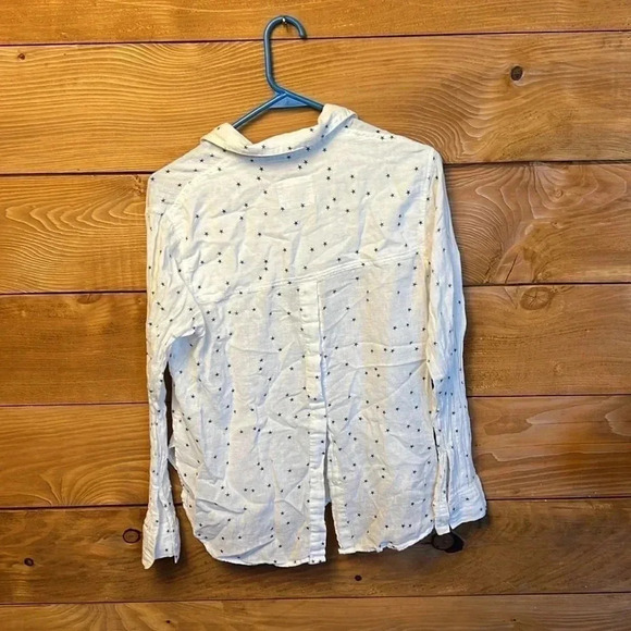 Rails Womens White Button Down Shirt Black Stars Long Sleeve Patriotic Linen Top - Picture 2 of 9